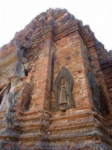 カンボジア・ロリュオス遺跡群のロレイ
