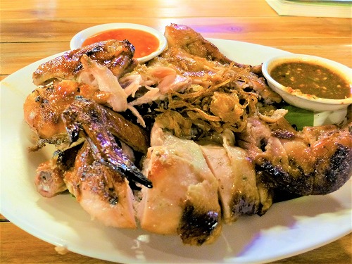 タイ・バンコクのサバイジャイで食べたガイヤーン（焼いた鶏）
