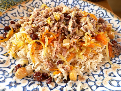 レストラン「Old Bukhara」のプロフ