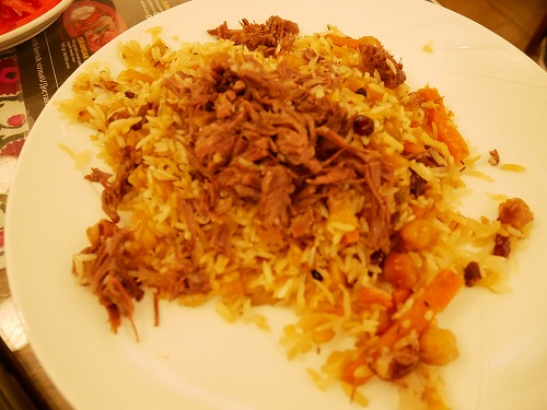 プロフ店「Besh Qozon」のプロフ