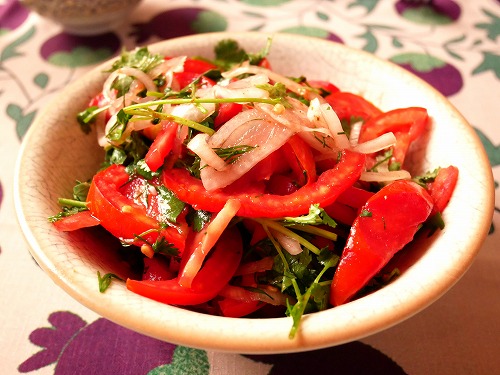 レストラン「Teahouse Mirza Boshi」のアチクチュチュク