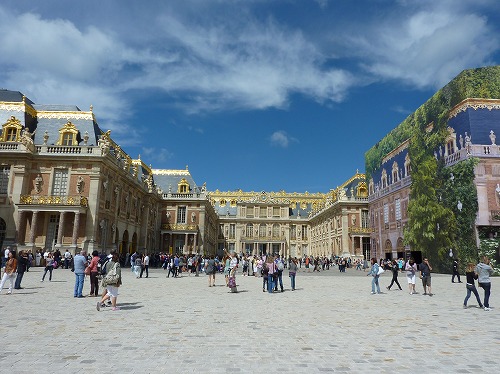 フランス・ベルサイユ宮殿の外観